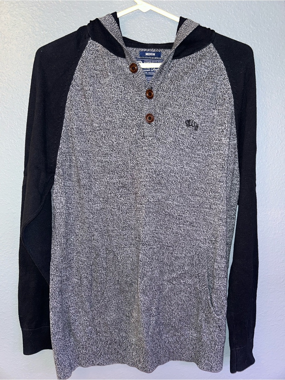 Men's Buttoned Knit Top